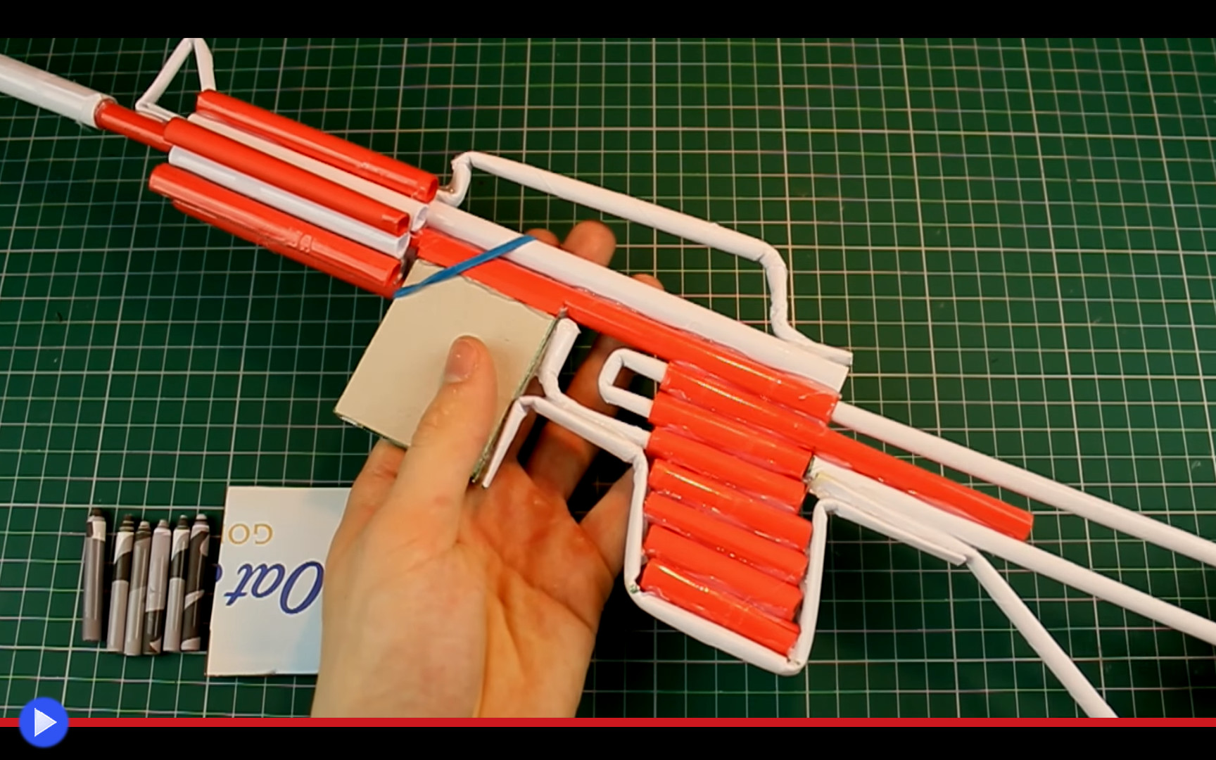 Как сделать стреляющий автомат из бумаги. Деревянный автомат. Автомат из картона стреляющий. Как сделать стреляющий автомат из бумаги. Автомат из бумаги стреляющий.