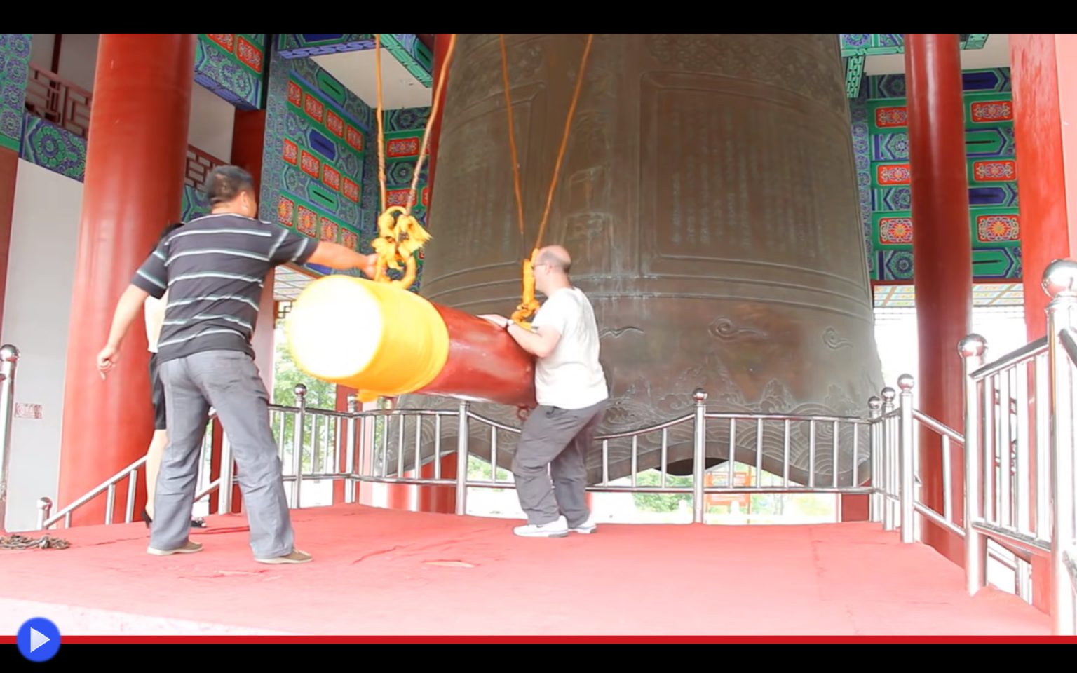 L’esperienza trasformativa di suonare le campane più grandi al mondo