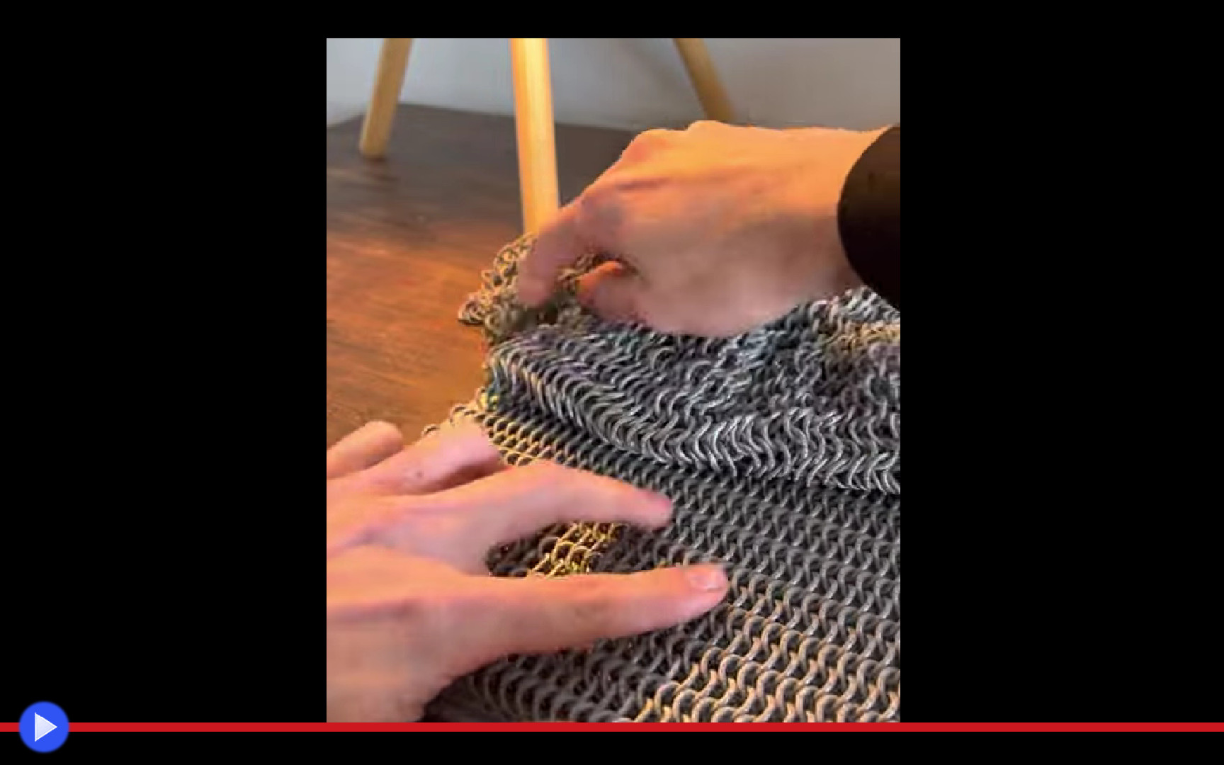 Il più efficiente modo per costruire una cotta di maglia usando la